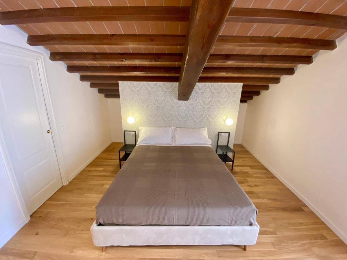 Residenza D'Epoca Dei Fondachi Otel Sarzana Dış mekan fotoğraf